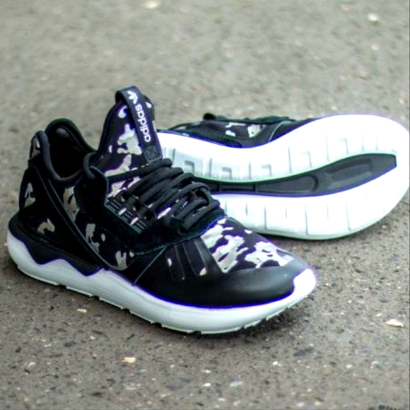adidas Tubular Runner Womens Shoes- Size 7 - Picture 3 of 9
